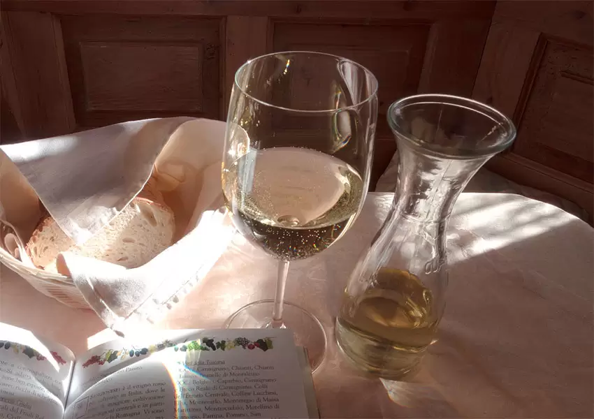 Decantador de vino blanco
