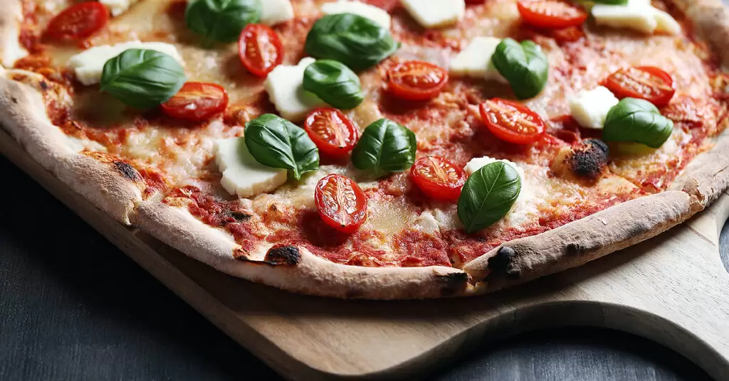 ¿Qué maquinaria industrial para pizzería necesito?