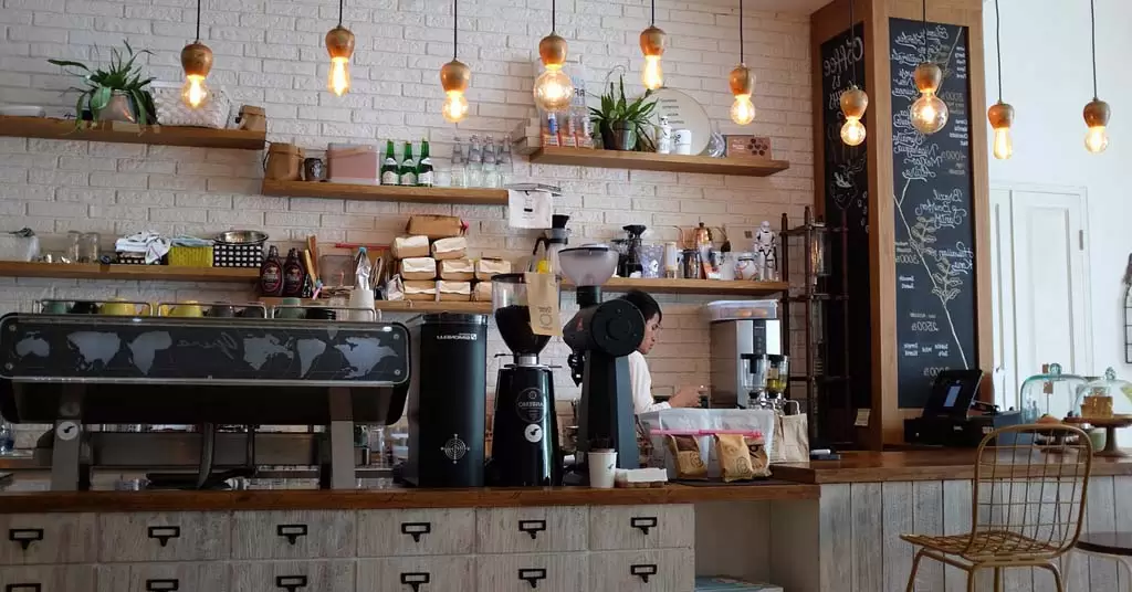 maquinaria necesaria para abrir una cafeteria