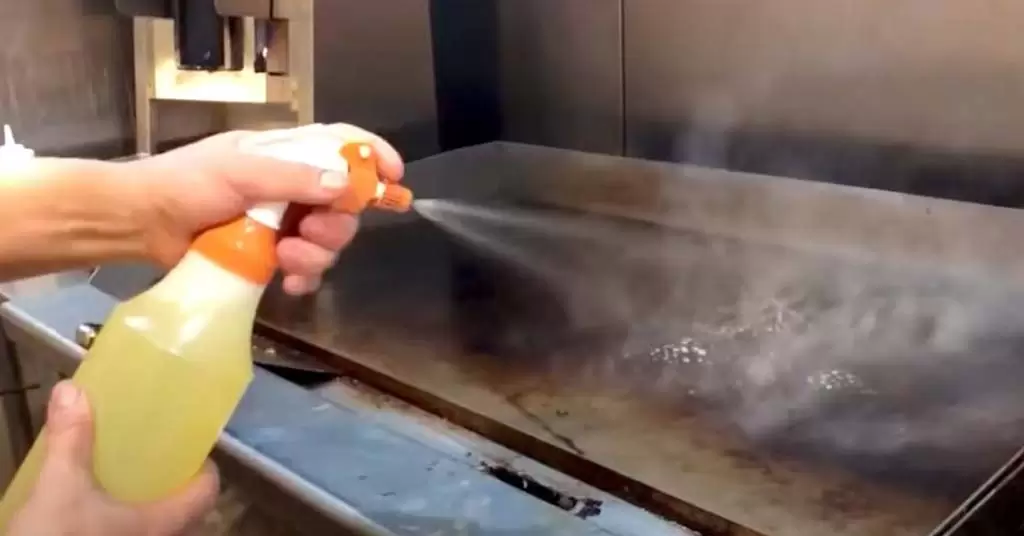 como limpiar plancha cocina