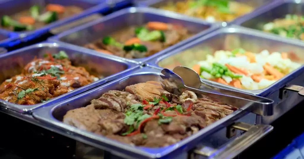 Es importante ofrecer un desayuno buffet libre