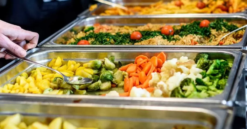 Sistemas buffet: un equipamiento para catering necesario