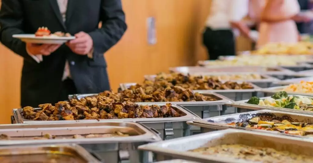 ¿Dónde comprar equipamiento para catering?